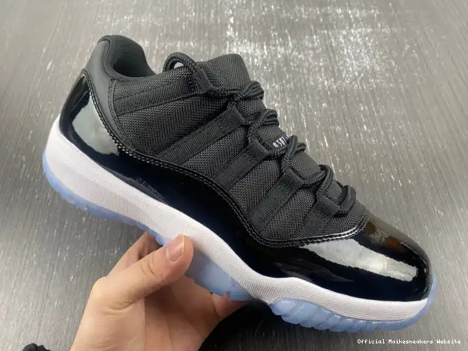 Official Maikesneakers Space Air Jam Jordan Low 11 FV5104-004 0509